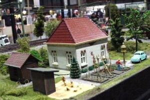Railclub Utrecht-3 nr9 met moestuin